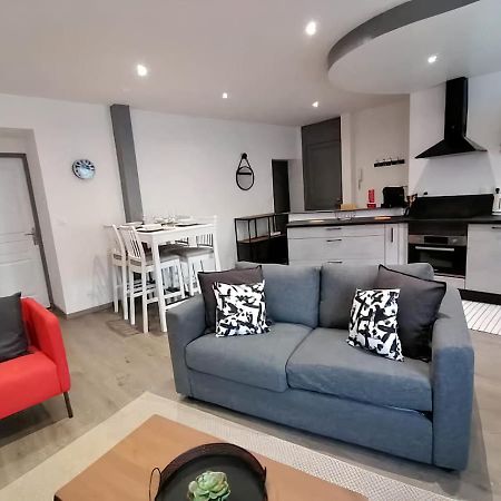Grand Appartement 2 Chambres Avec Fibre Et Netflix Belfort Esterno foto